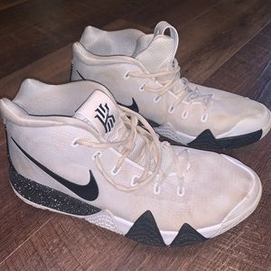 Nike Womens Basketball Shoes Size 9
